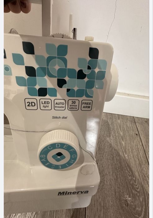 Vand masina de cusut Minerva