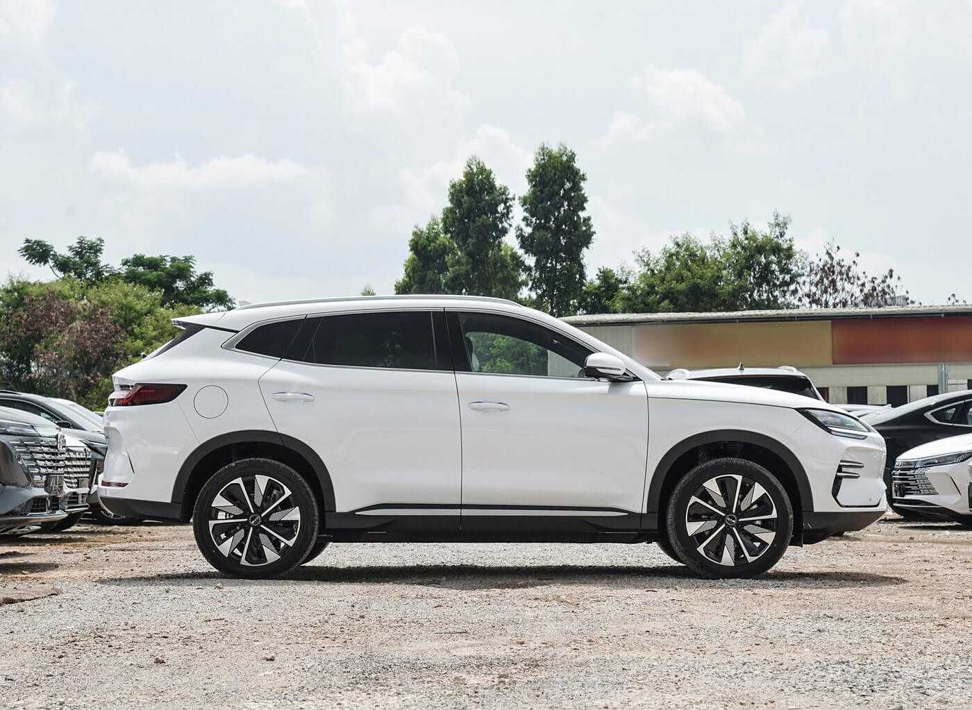 BYD SONG PLUS 2025 FLAGSHIP 605 KM (Sotuvda mavjud)