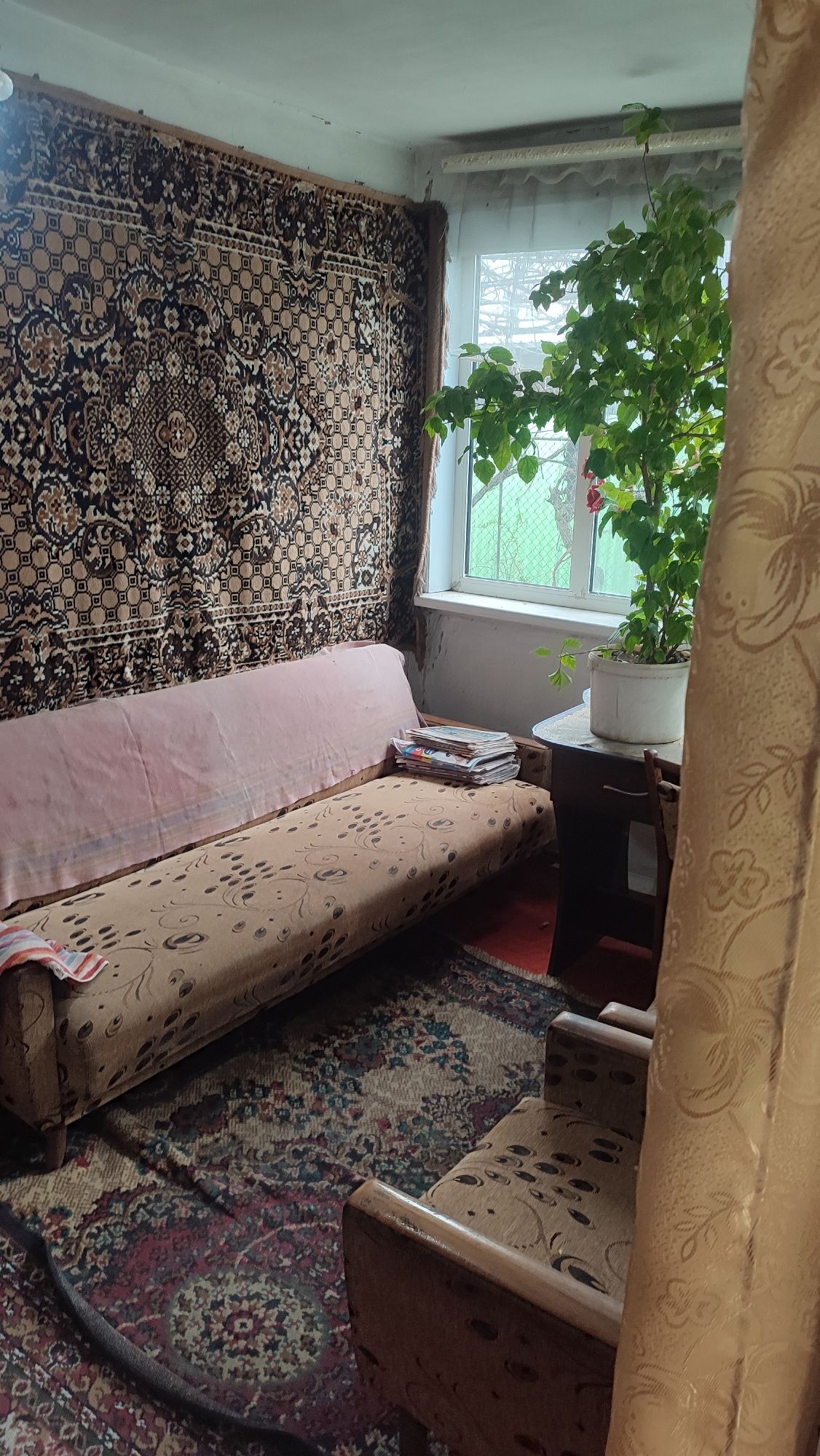 Продается дом По ул. Сайрамская. Вдоль дороги