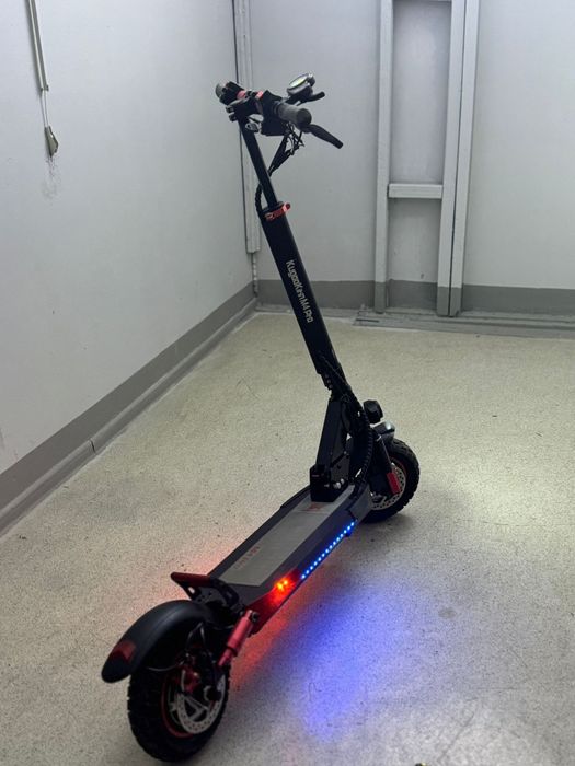 Продам куго м 4 про в отличном состоянии
Пробег:265
Мощность:600ватт