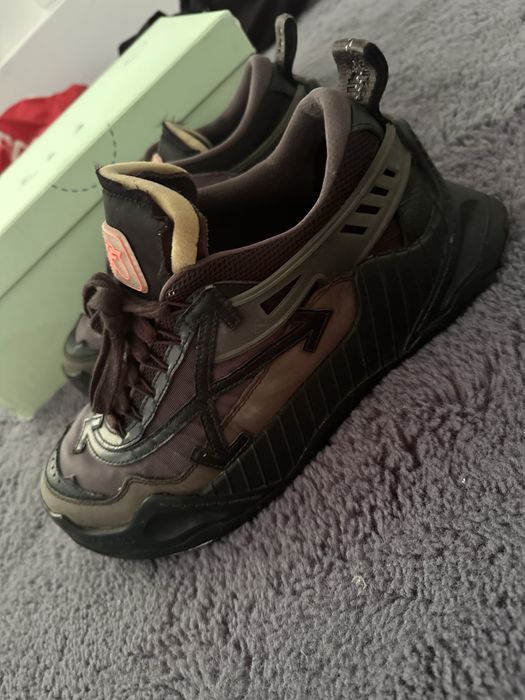 Off-White Men's Odsy 1000 Sneakers in Black