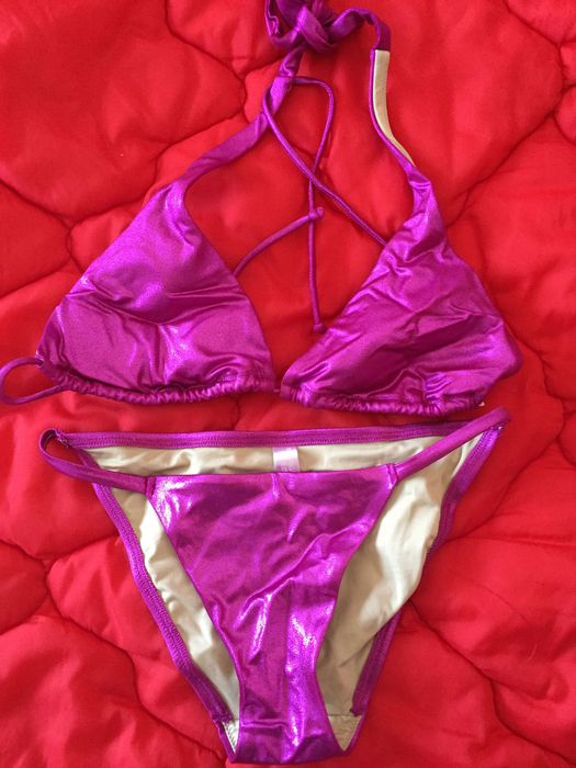 Costum de baie Victoria's Secret import SUA - marimea XS  roz fuschia