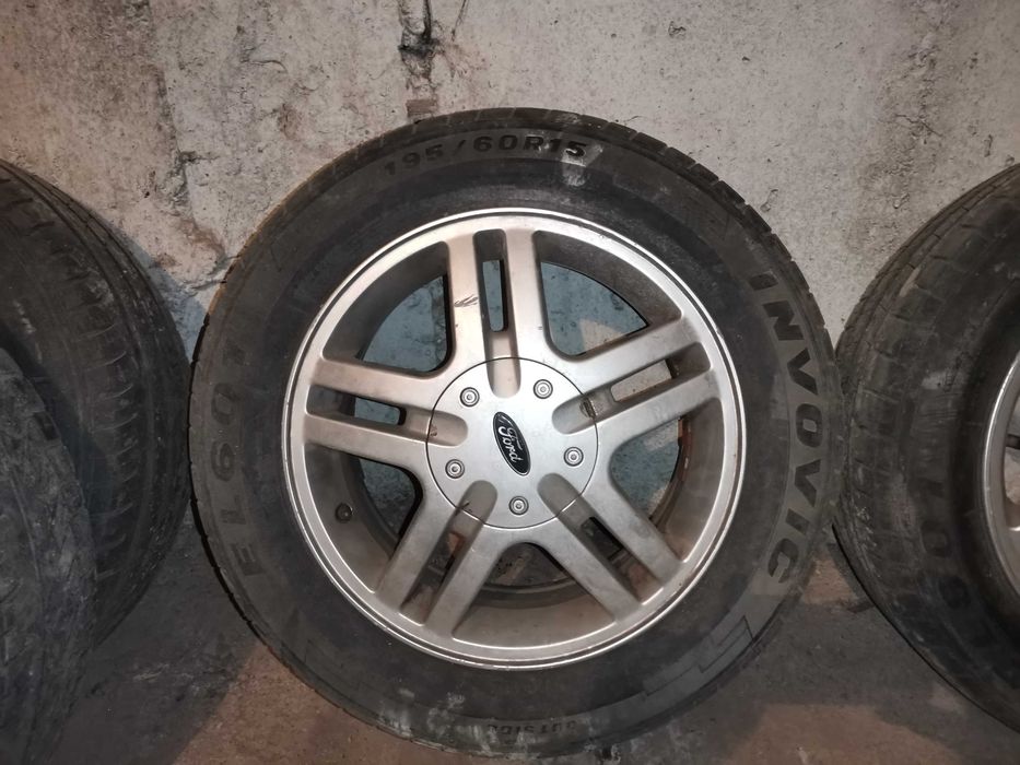 Vând jante ford focus