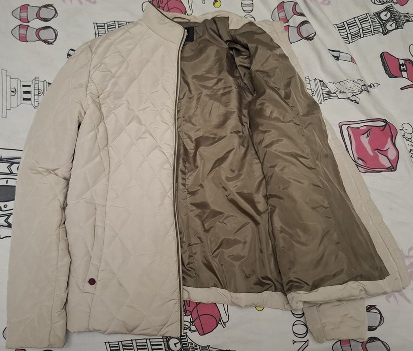 Продам женские куртки