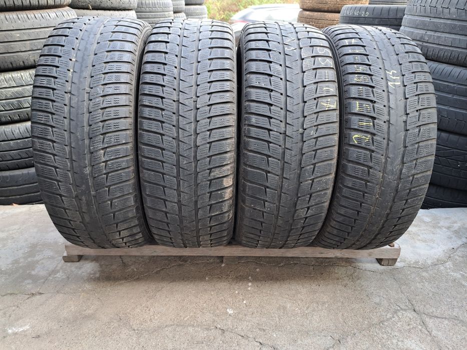 Anvelope de iarna 215-55r17 Falken