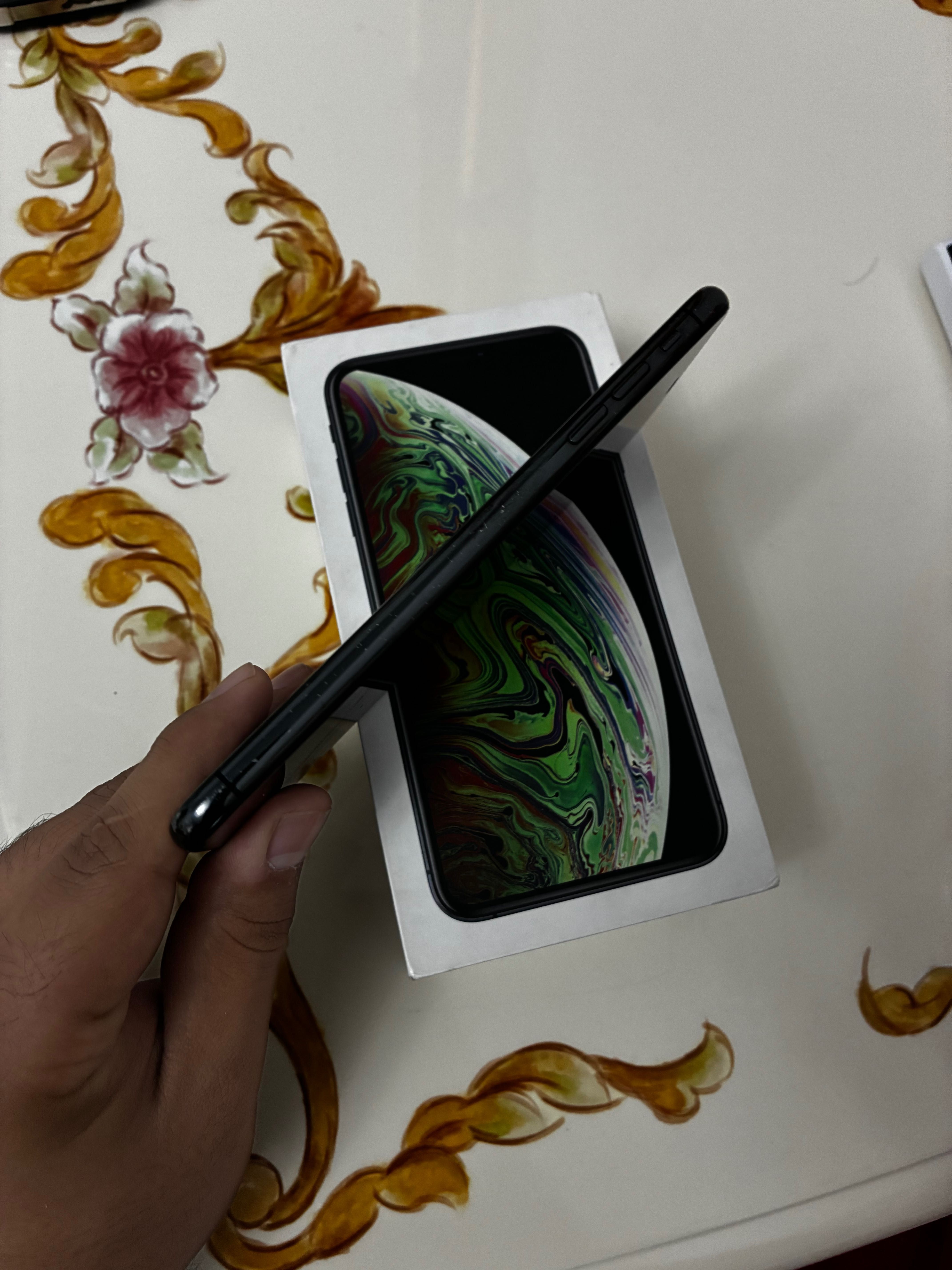 Iphone XS MAX 64g