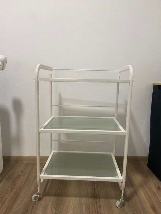 Ucenic profesional cosmetica