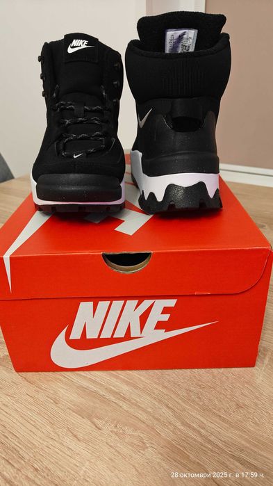 Зимни обувки NIKE City Classic Boot