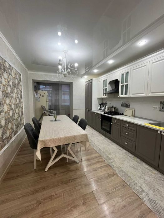 4 комнатная квартира