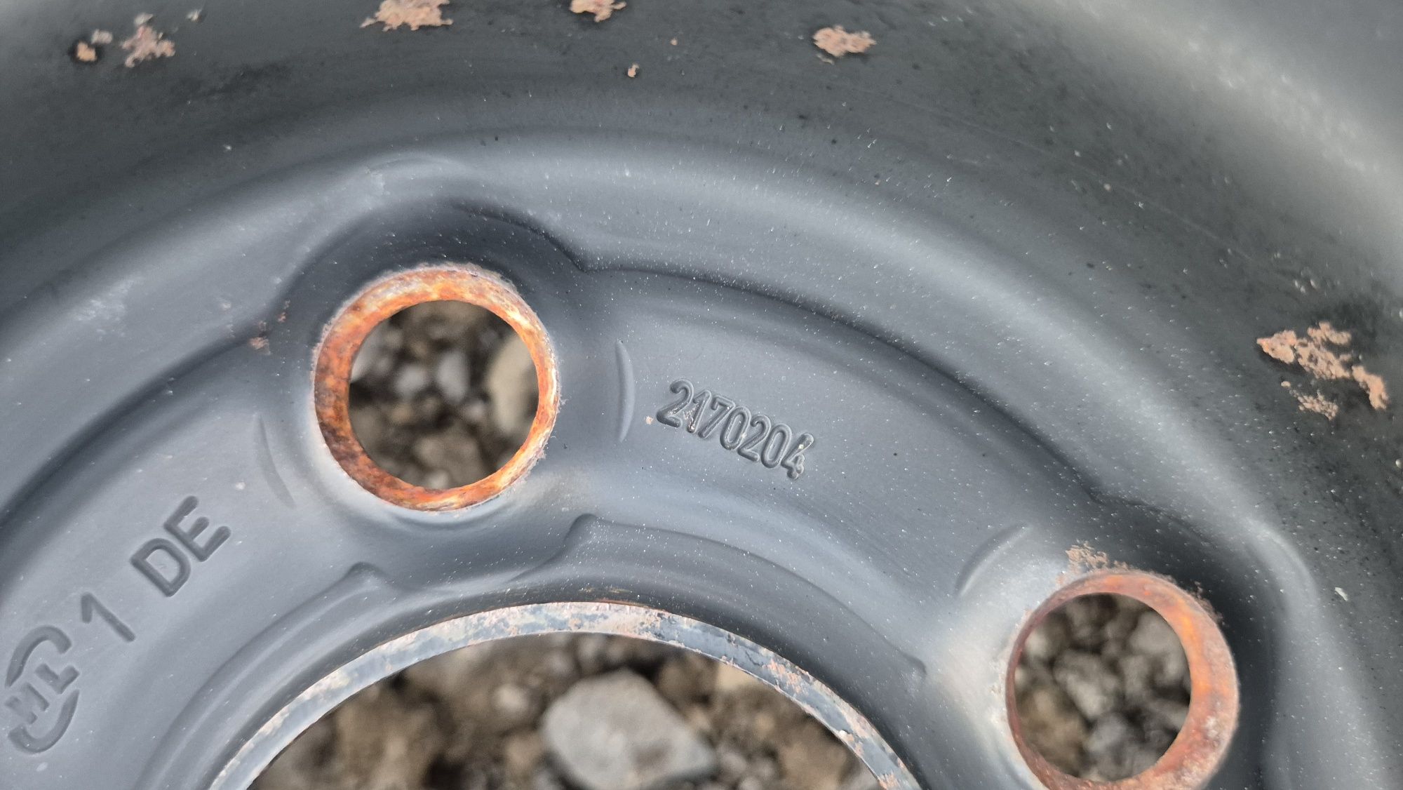 Резервна гума /ПАТЕРИЦА/ Мерцедес 5/112 Mercedes W209 5x112

Употребяв