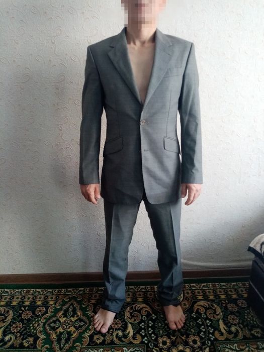 Кастюм мужской стильный