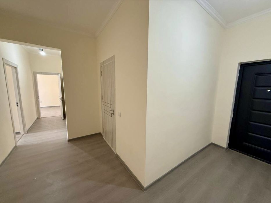 2х комнатная квартира, на 3 этаже. Карасу.