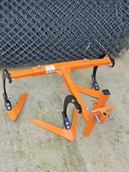 Motocultor Ruris 7088 + Accesorii(roti fier/cultivator/plug dublu etc)