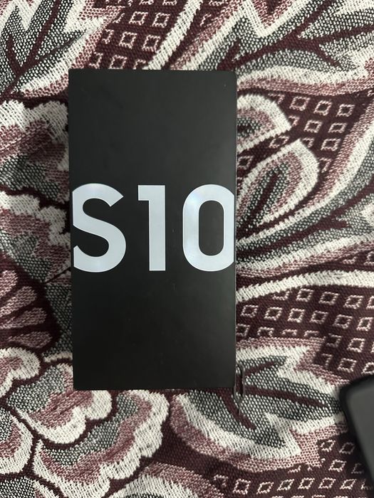 Samsung S10 128гб