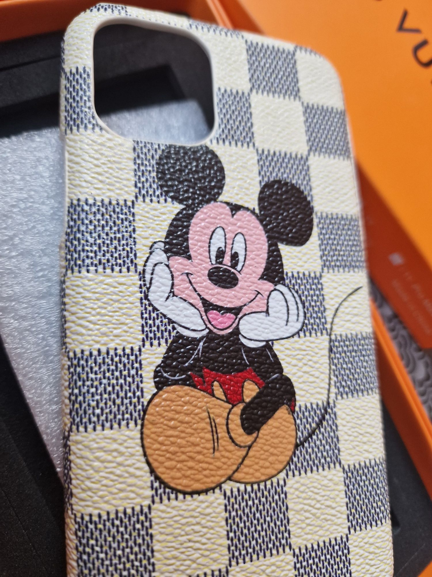 Louis Vuitton x Mickey Mouse iPhone11 pro damier azur кейс, калъф,гръб
