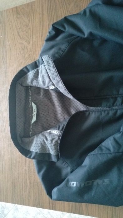 Дамско яке „Salomon“