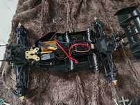 Mașinuțe RC Absima stocke 2.0 4S și nitro Thunder TIGER EK4