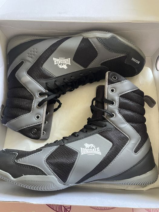 Боксерки Lonsdale новые СРОЧНО продам