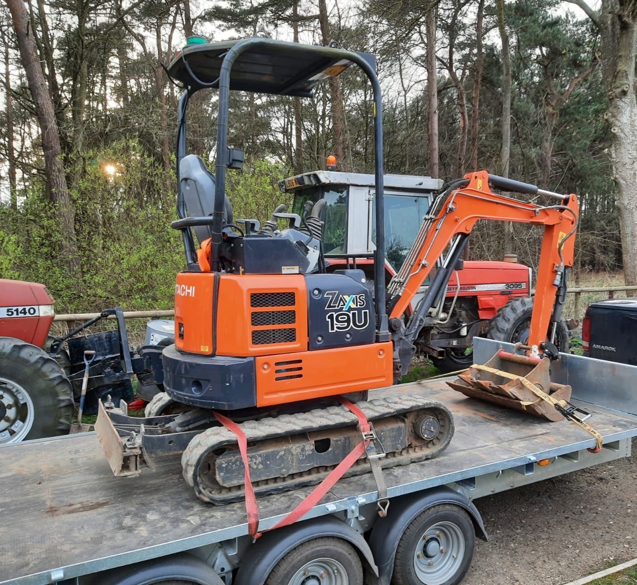 Hitachi zaxis 19u