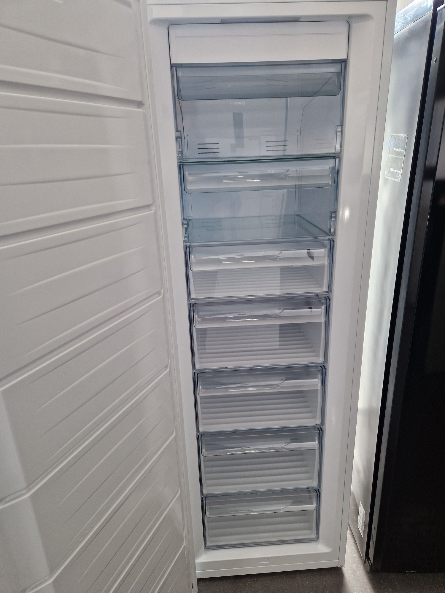 Фризер Gorenje No Frost A++ 300 литла