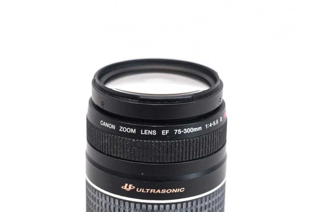 Obiectiv Canon EF 75-300 mm f/4-5.6 III USM