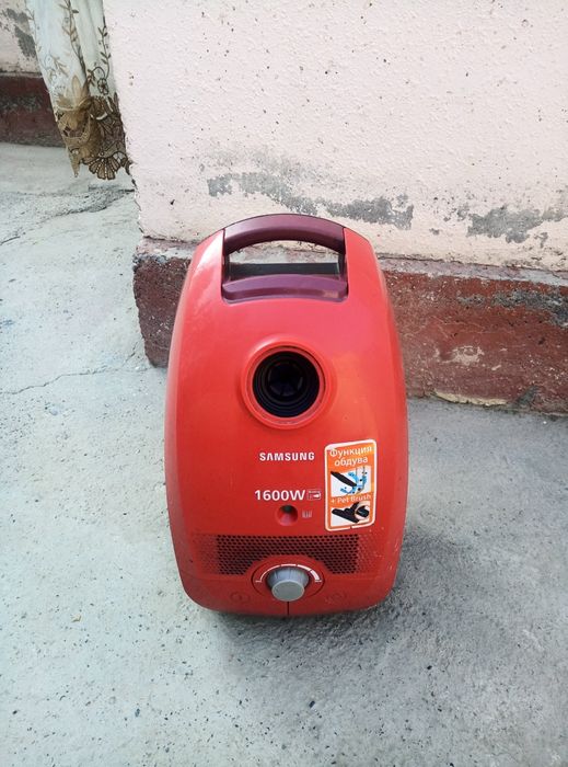 Пылесос Samsung сотилади