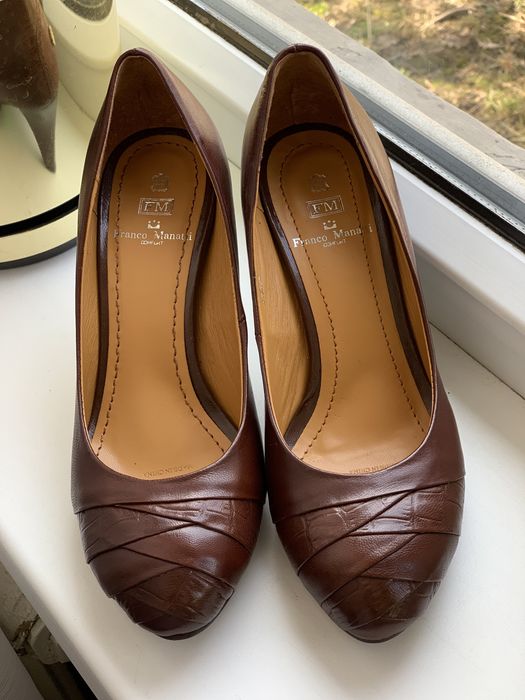 Туфли 35 размер новые