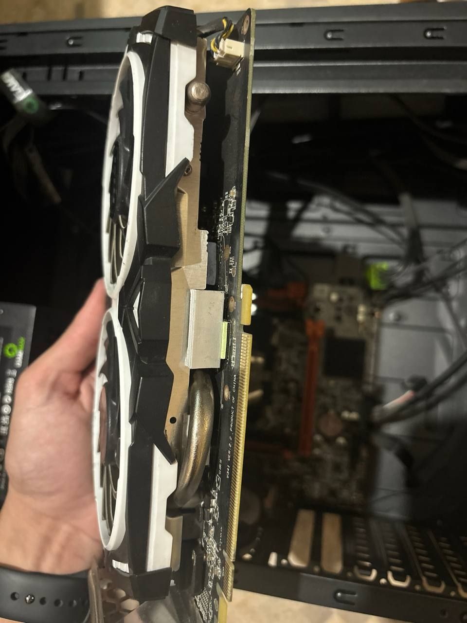 Видеокарта RX 580 8GB 2048SP в идеальном состоянии
