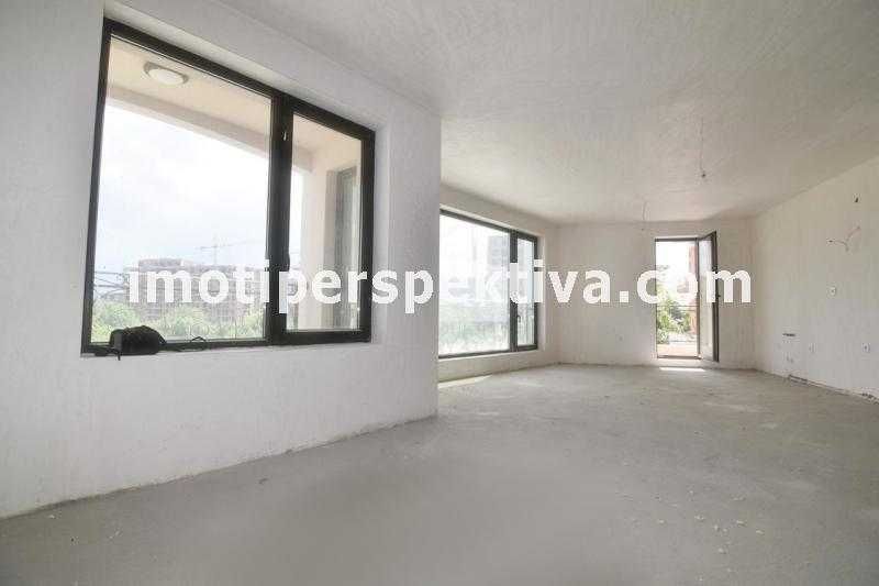 Продава се Тристаен апартамент в Пловдив, Христо Смирненски - 130 кв.м за 1193 €/кв.м - Снимка #6