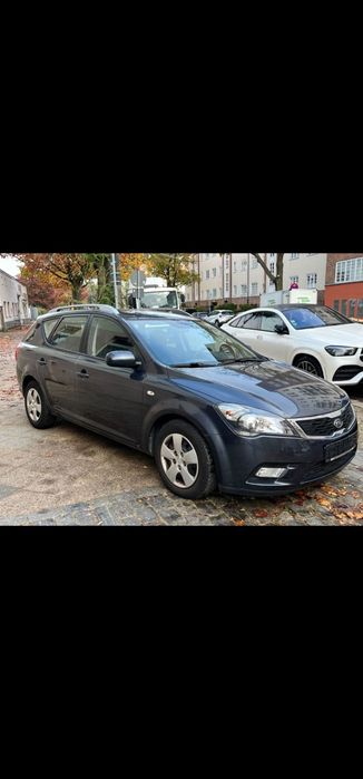 Kia Ceed Кия Сиид 1.6 бенэин