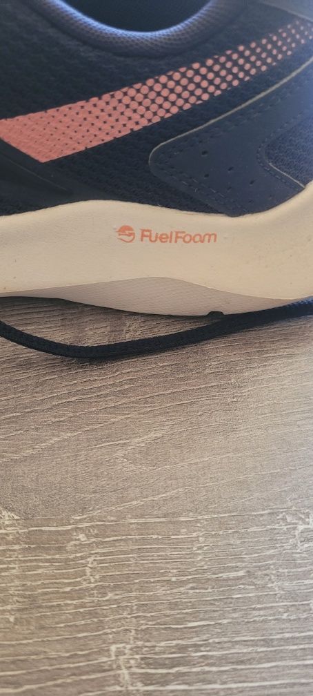 Reebook adidas bleumarin