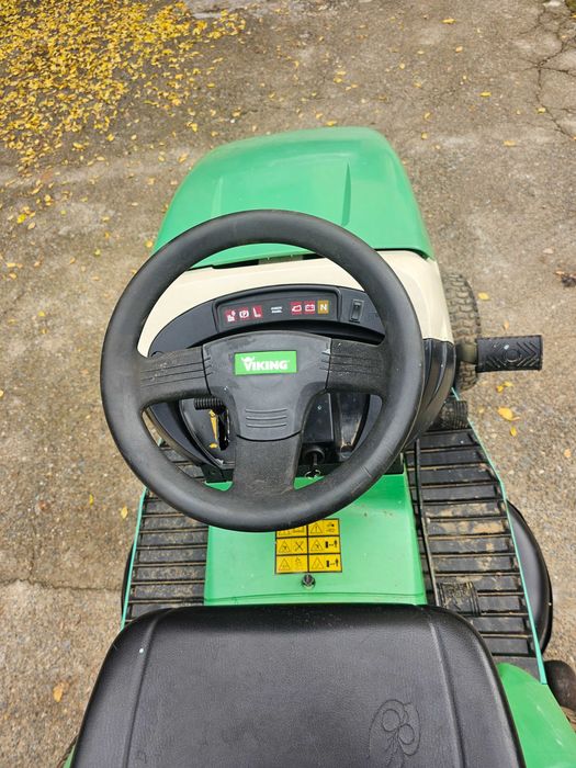 Тракторна Косачка VIKING 17.к.с. Перфектна.