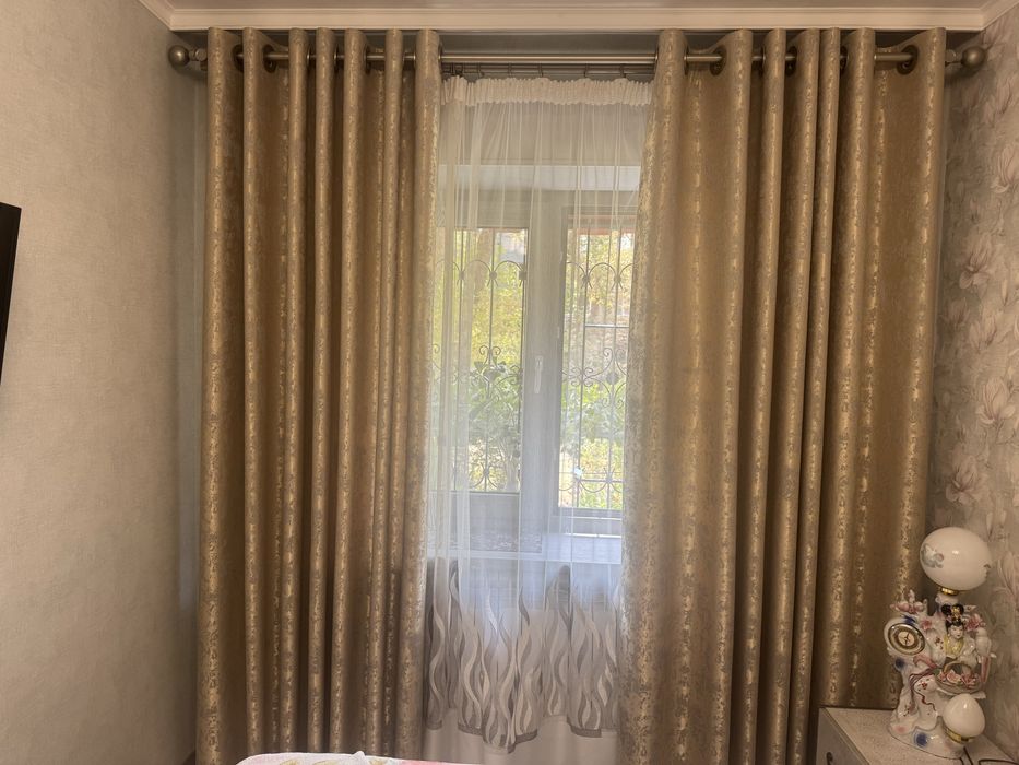 Продам шторы с гардиной