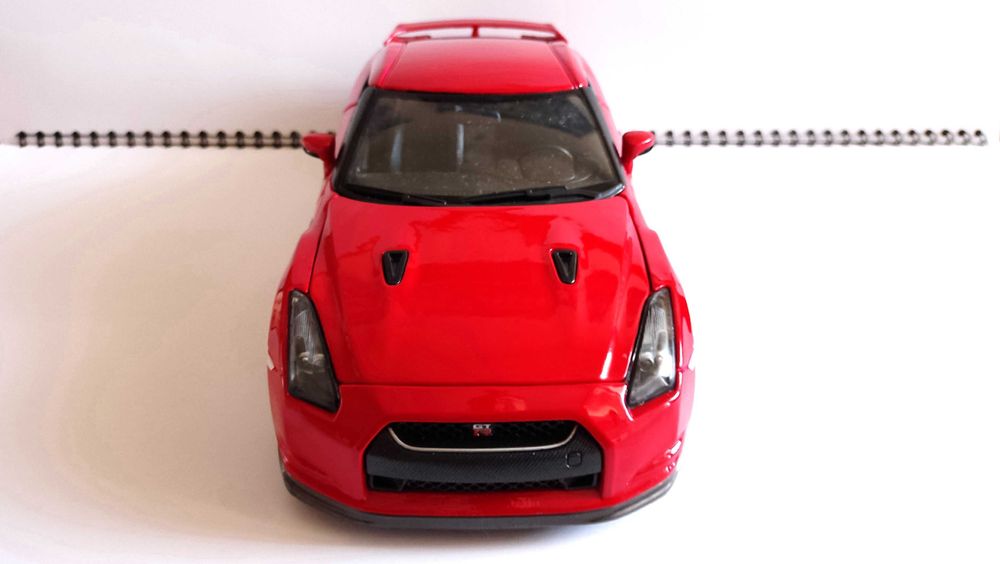 Nissan GT-R 2009 Bburago DIAMOND - Мащаб 1:18