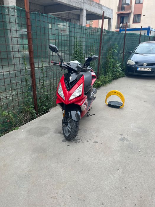 Scuter Peugeot speed Fighter 3