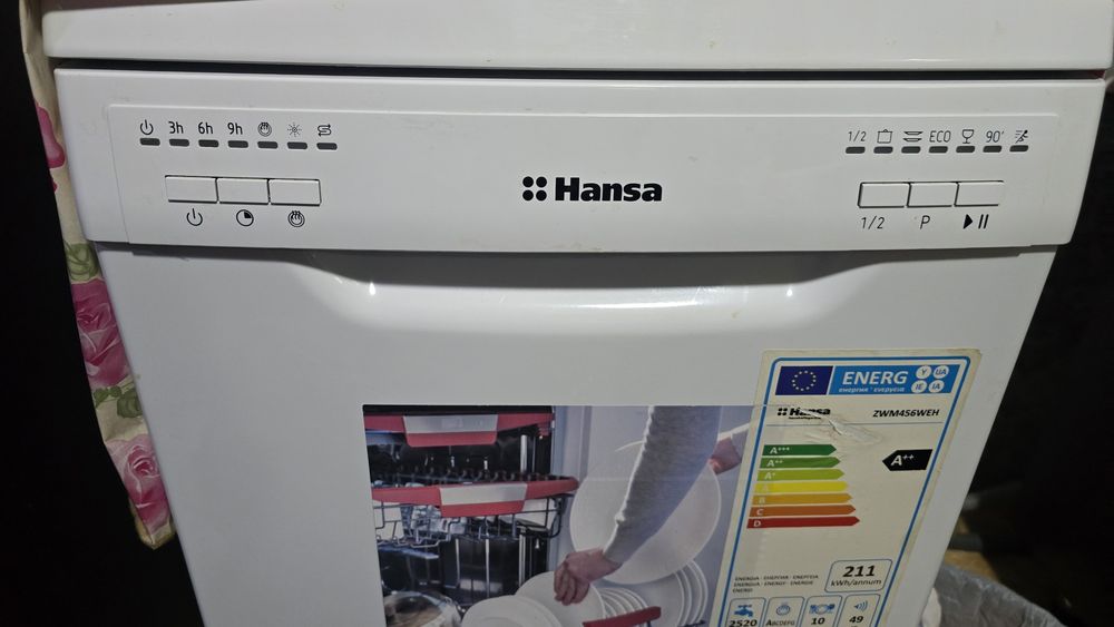 Срочно продам. В связи с переездом. Отличный помощник на кухне