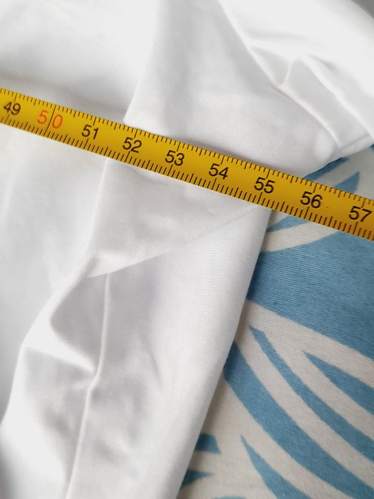 Cămașă albă,  nouă,  mânecă scurtă