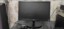 LG монитор 19" (без блока питания)- модель: 19M38A