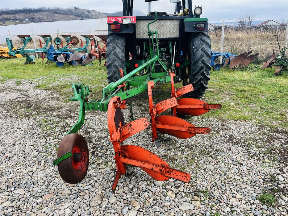 Plug cu 3 capuri, brazdare, cormane Heger cu roata de copiere 70 inalt