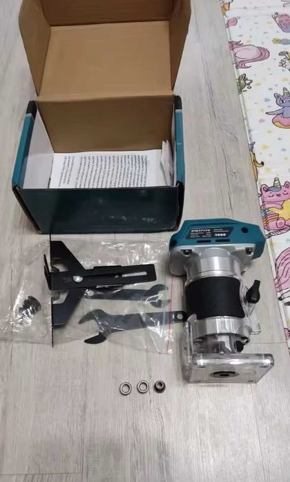 Безчеткова акомулаторма оберфреза