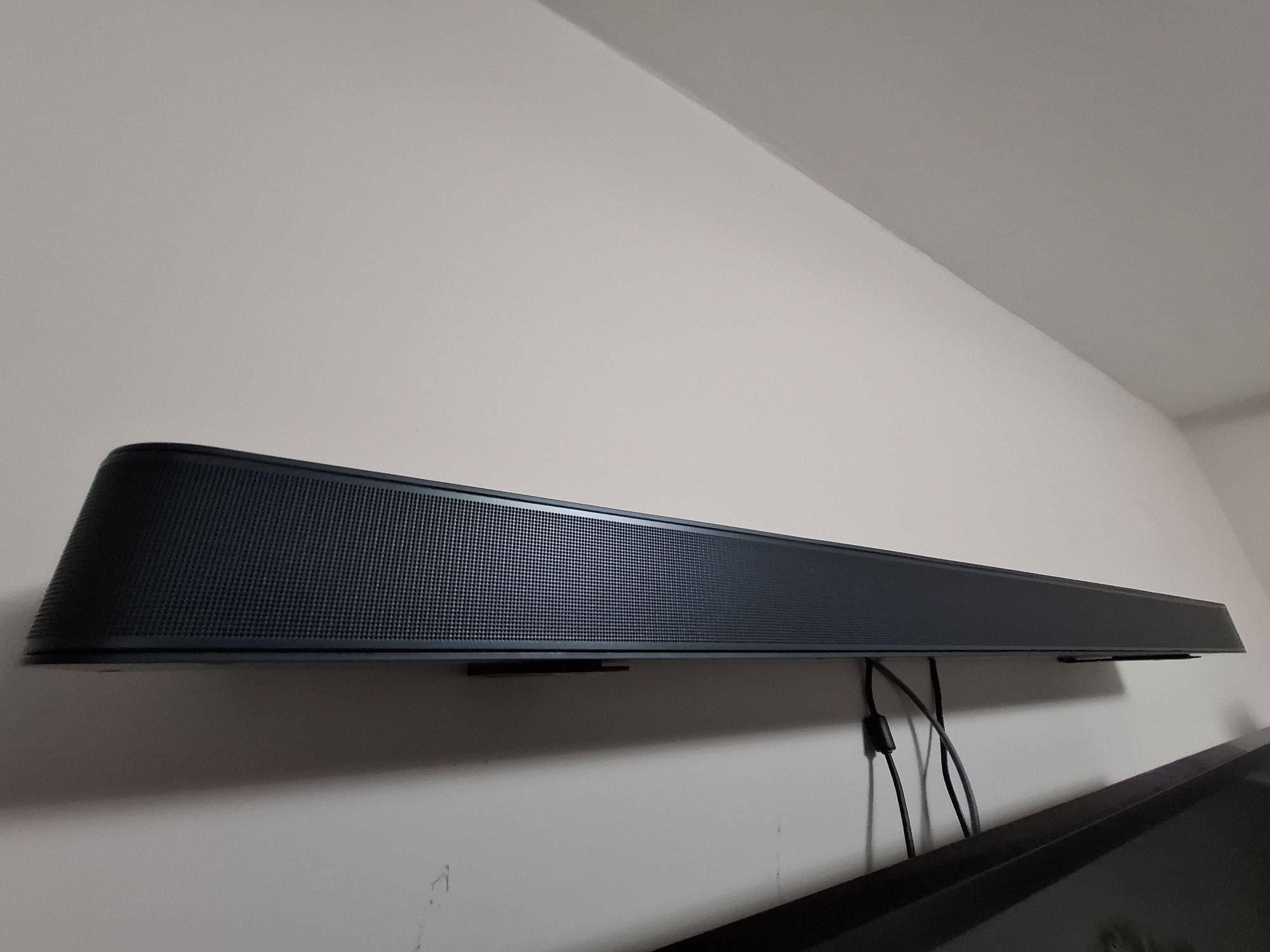Саундбар JBL BAR 500, 5.1, 590W, Multibeam, Dolby Atmos Почти Нов