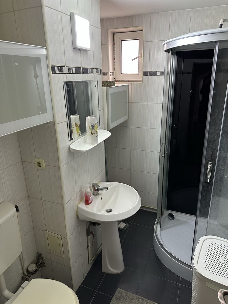 Apartament 2 camere, 52 mp, centrală termică - zona centrala