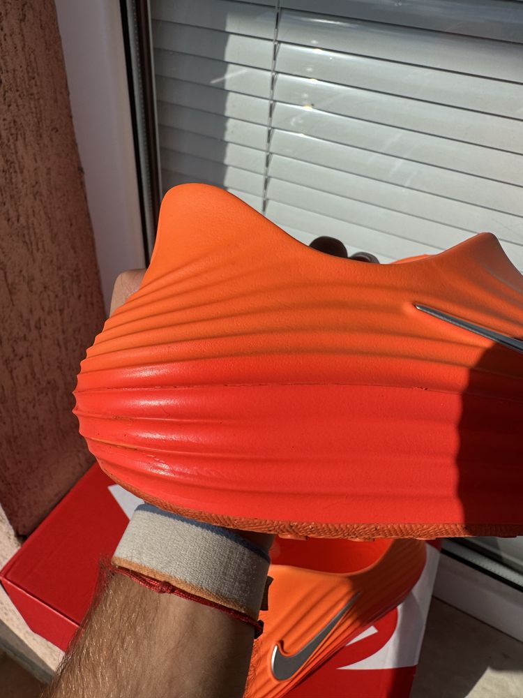 Nike Rejuven8 Safety Orange 44