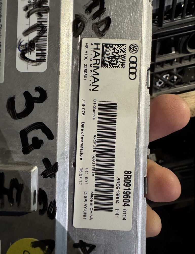 Display harman / becker 8t0919604 8r0919604 4f0919604 audi a4 b8 b8.5