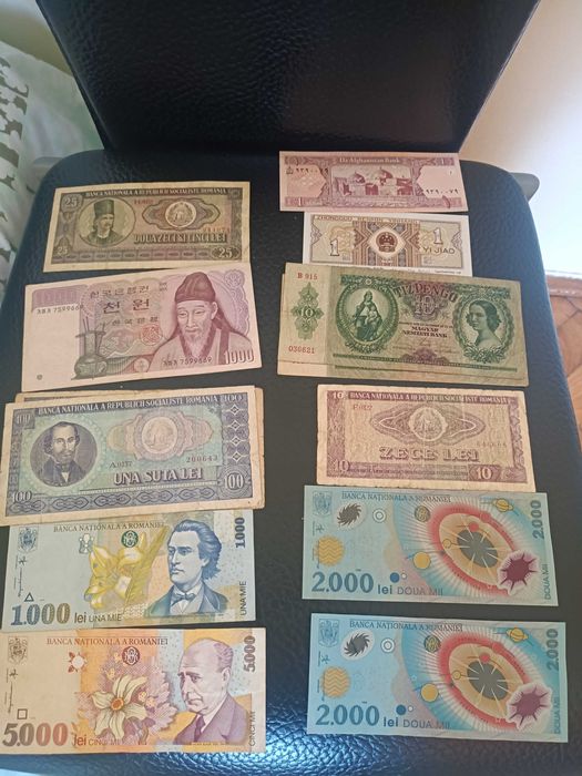Vând bancnote diverse țări