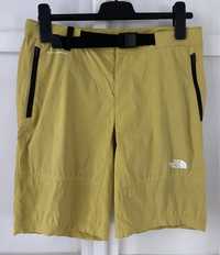 Vand pantaloni The North Face barbati