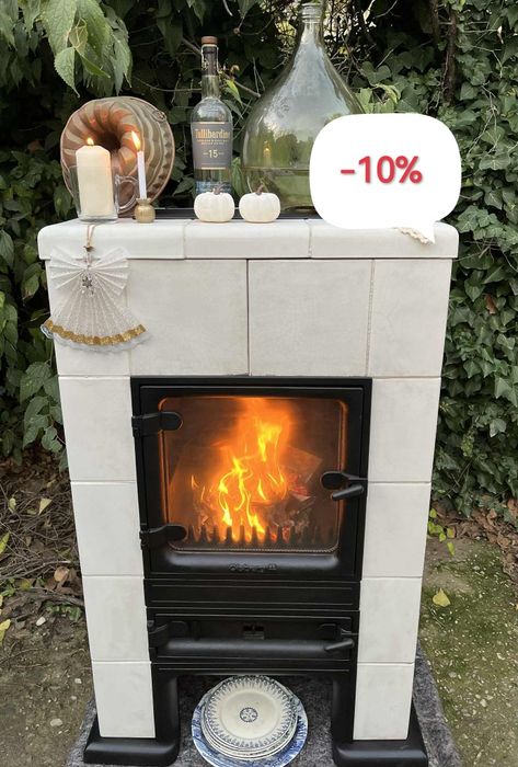 Кахлена / керамична чугунена камина