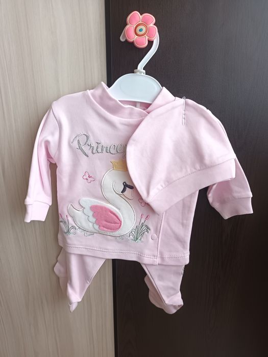 Нов комплект за момиченце,  размер 56