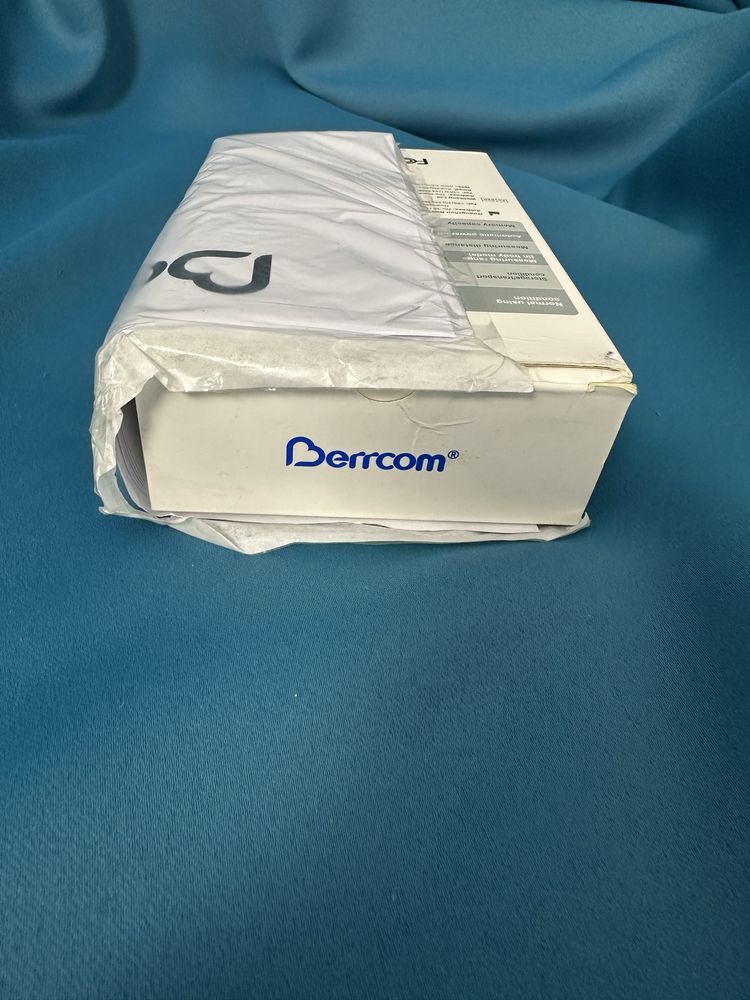 Termometru non-contact cu infrarosu Berrcom JXB-178