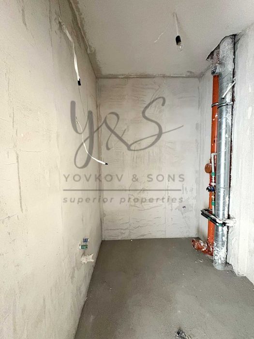 Продава се Тристаен апартамент в Пловдив, Христо Смирненски - 166 кв.м за 1000 €/кв.м - Снимка #9